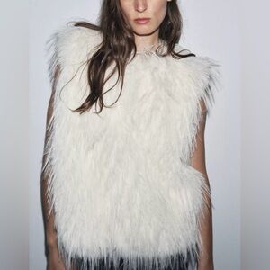 Zara White Faux Fur Vest